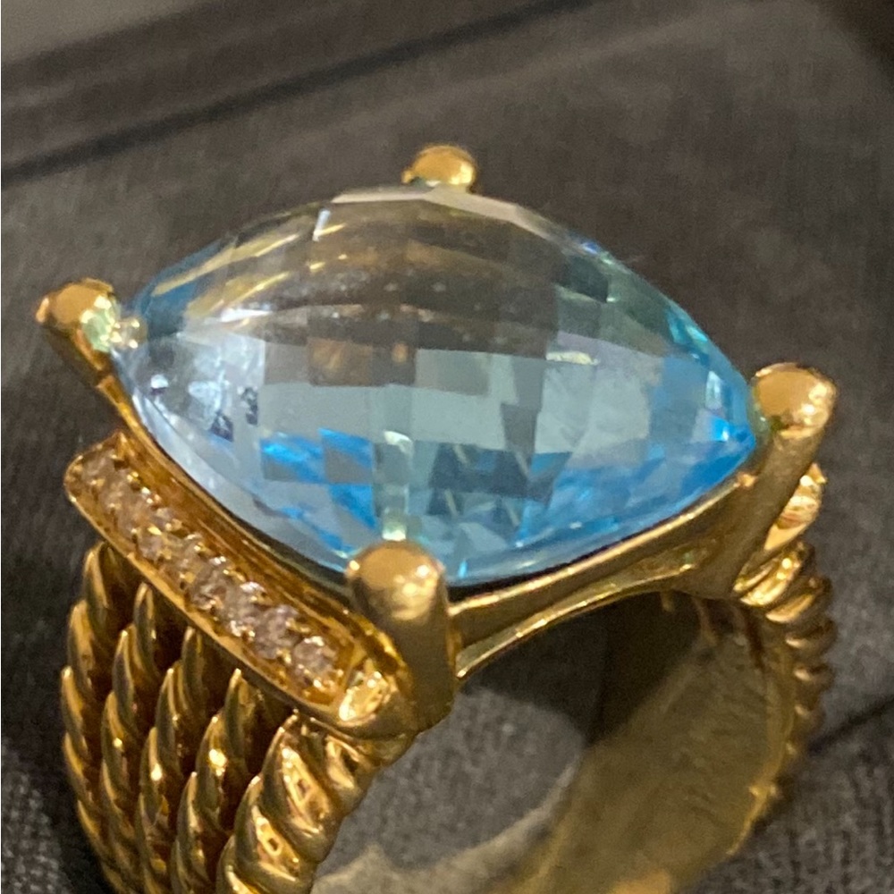 Authentic David Yurman Wheaton Ring Yellow 18k Gold with Topaz & Diamonds